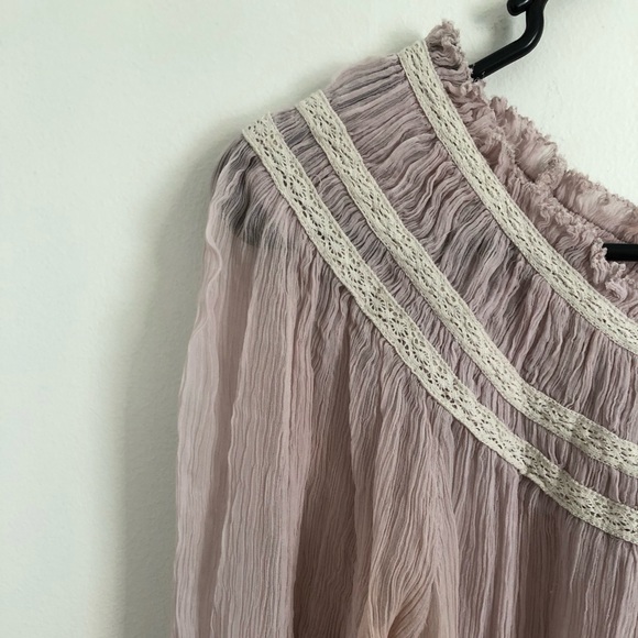 Urban Outfitters flowy top - Picture 4 of 6